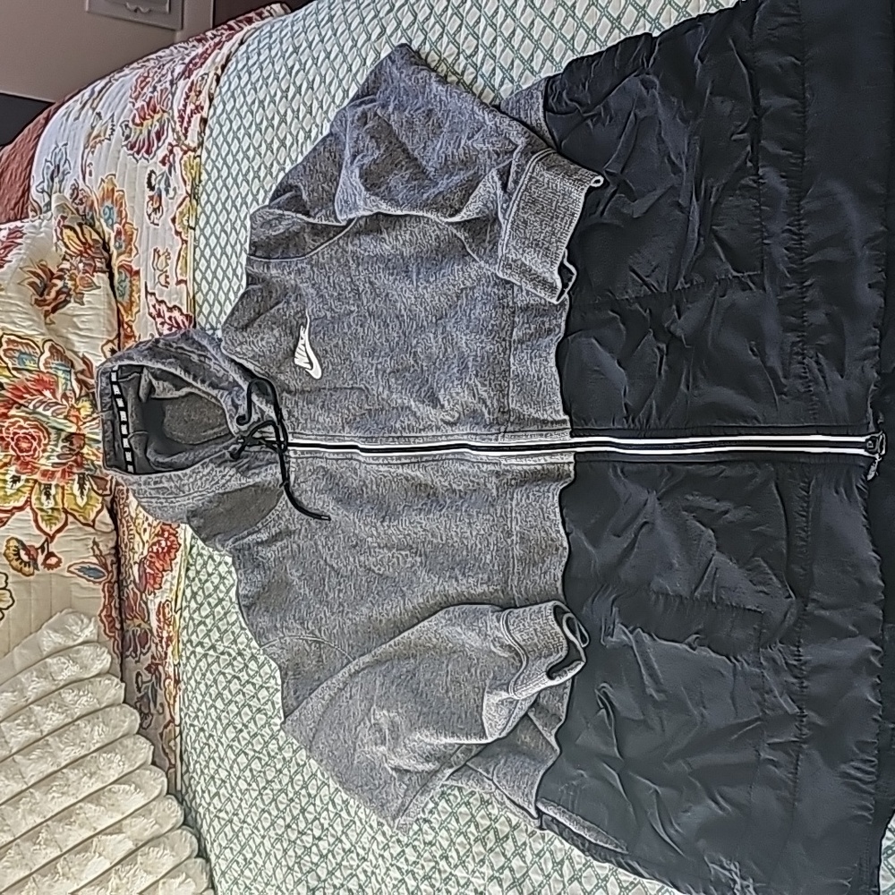 Nike jacket - Picture 6 of 9